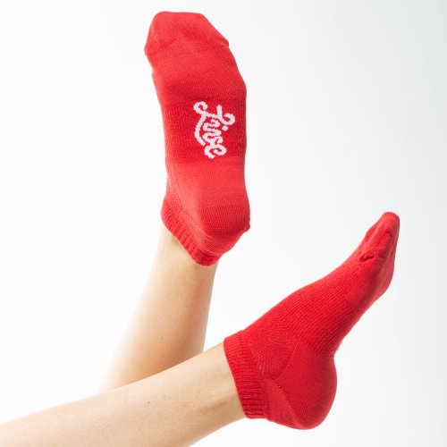 Kotníkové ponožky z merino vlny červené Merino.live - Velikost: 39 - 42